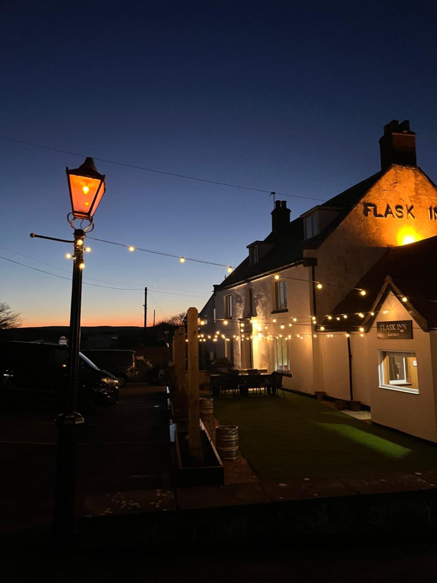 The Flask Inn, Fylingdales, Whitby Bagian luar foto